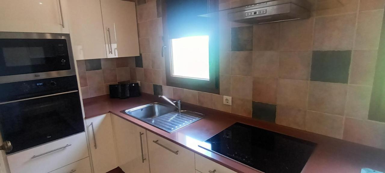 קלטה דה פוסטה Beautiful, Spacious Villa, Heated Pool, Sleeps Eight, With Quality Furnishings מראה חיצוני תמונה