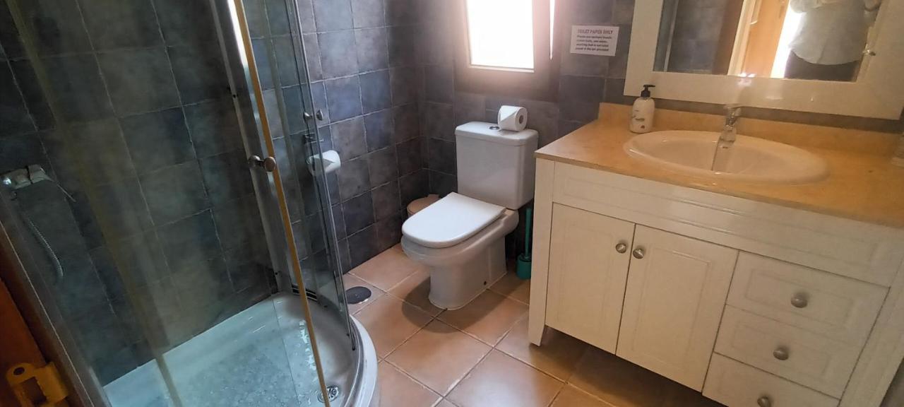 קלטה דה פוסטה Beautiful, Spacious Villa, Heated Pool, Sleeps Eight, With Quality Furnishings מראה חיצוני תמונה